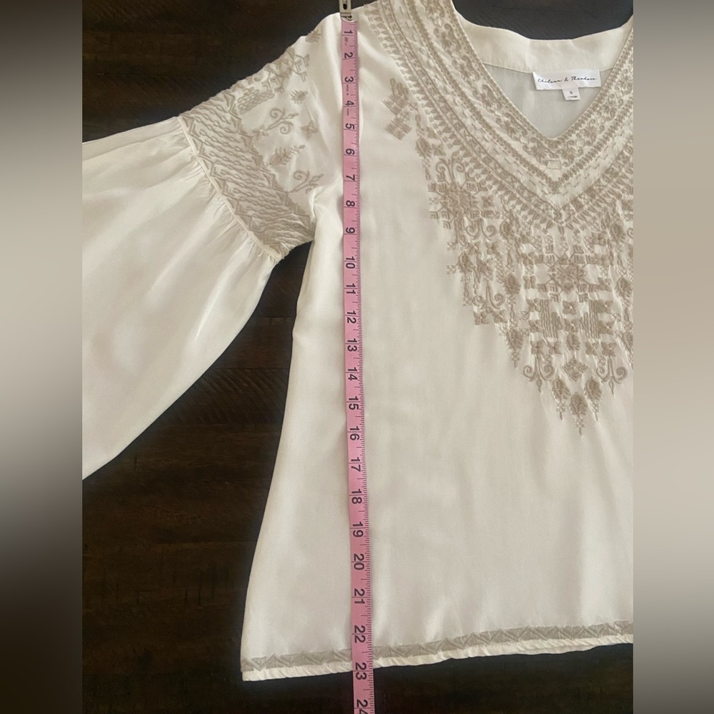Embroidered Women's Top with Intricate Tan Embroidery. Size S. NWOT. - Picture 5 of 14